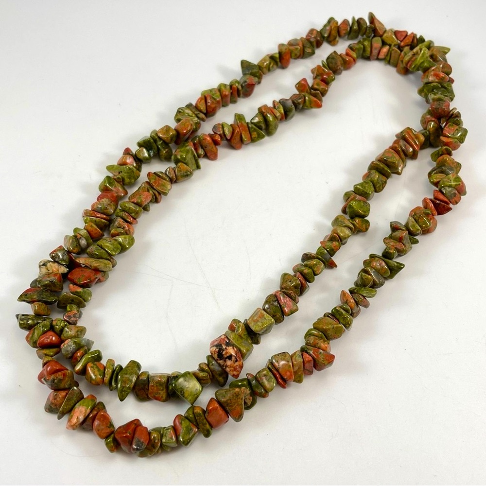 Stunning Unsigned Hand Crafted Unakite Gemstone Nugget Beaded Long Necklace